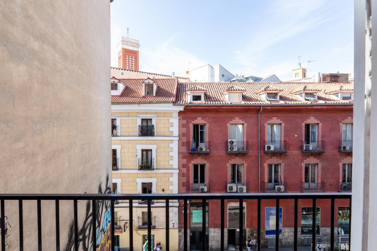 Los Apartamentos Jacinto Benavente Centro Madrid Exterior foto