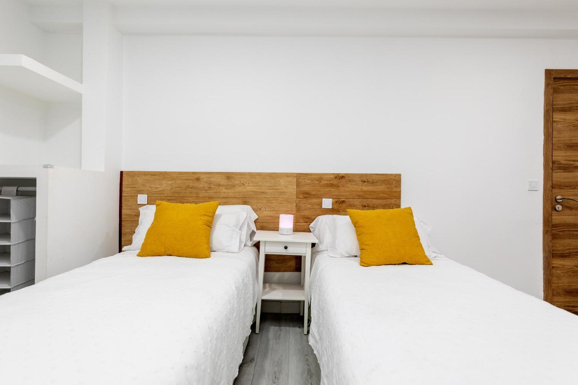 Los Apartamentos Jacinto Benavente Centro Madrid Exterior foto